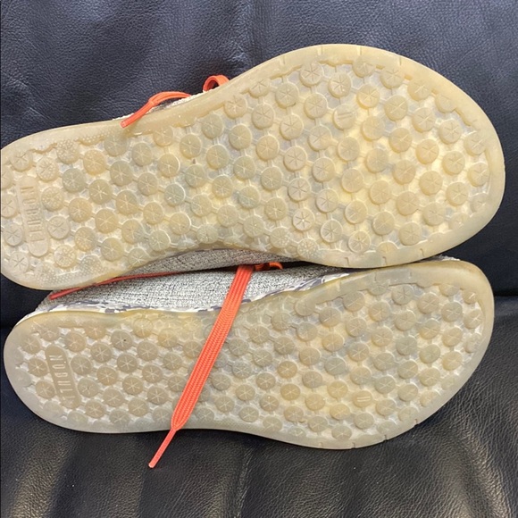 NOBULL Gray and Orange Sneakers with Knit Upper and Textured Outsole M 7 W8.5 - Picture 6 of 6